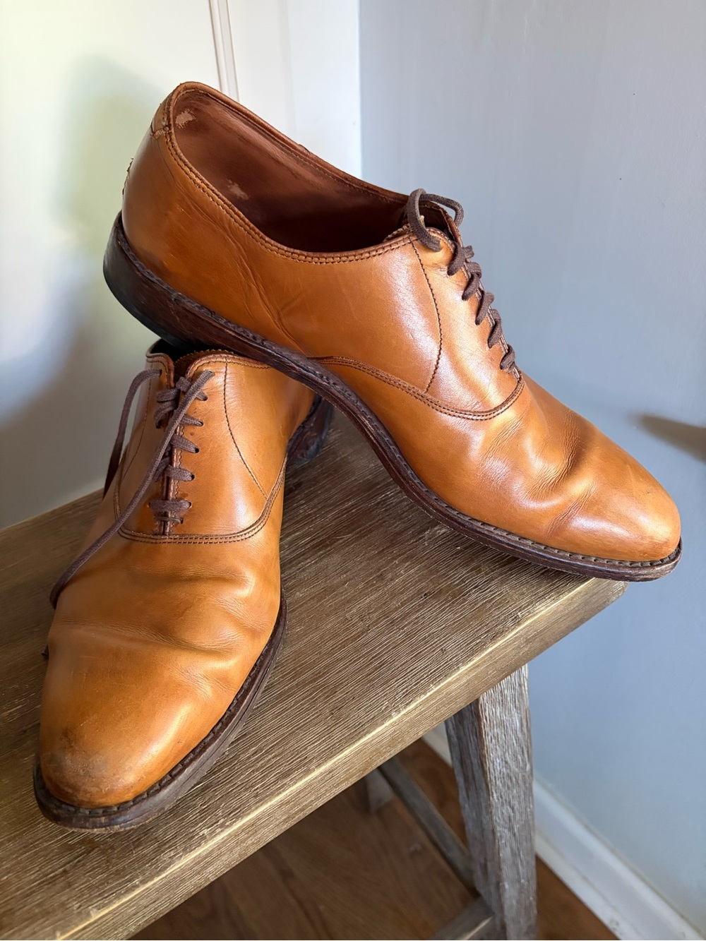 ALLEN EDMONDS Carlyle Plain-toe Oxford Dress Shoe Walnut cognac tan Brown Leathe
